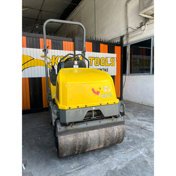 Rodillo Wacker RD12  1 Ton con 1324 Horas de Uso