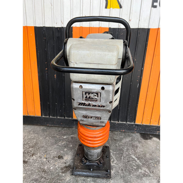 Compactadora Mikasa MTX70 Usada